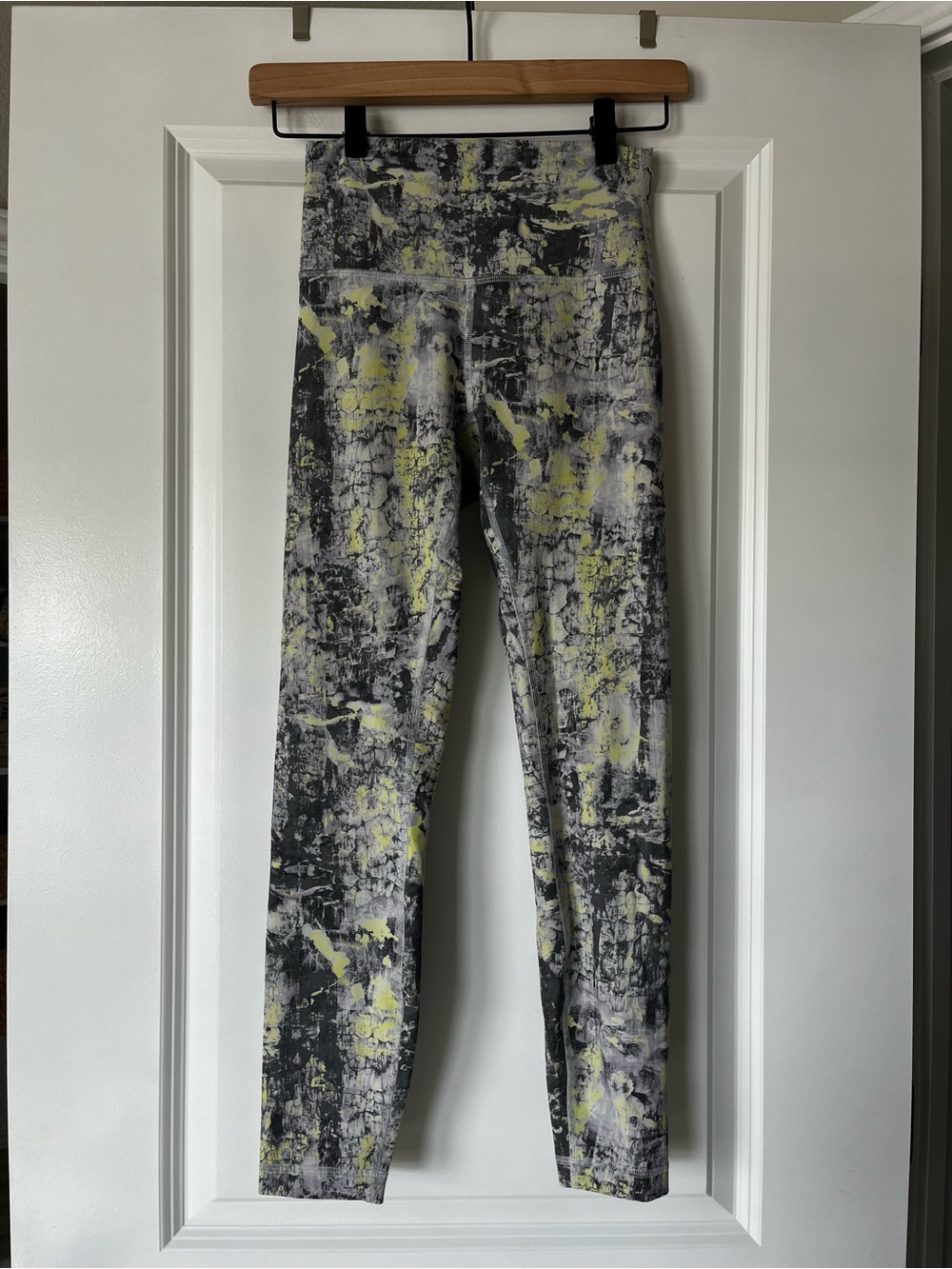 lululemon athletica Printed High-Rise Leggings in Yellow & Gray